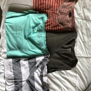 4 tees